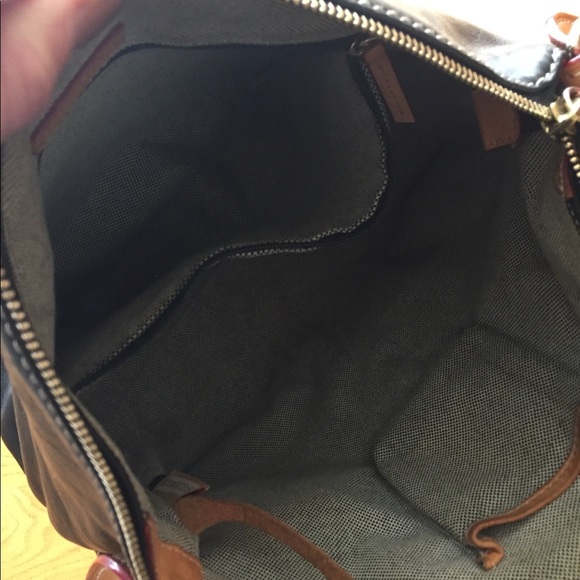 Dooney and Bourke - Picture 8 of 8